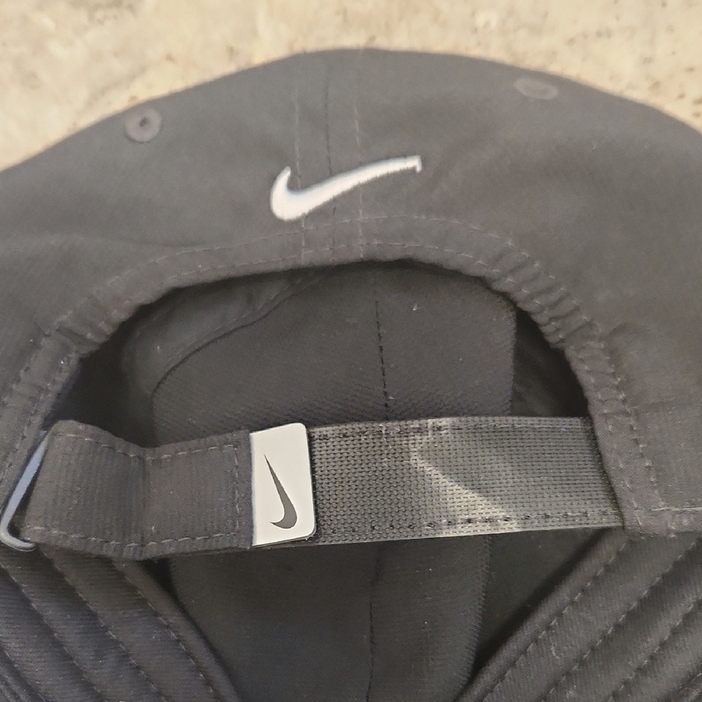 Toddler- Nike Black and White Swoosh Hat - Picture 2 of 2
